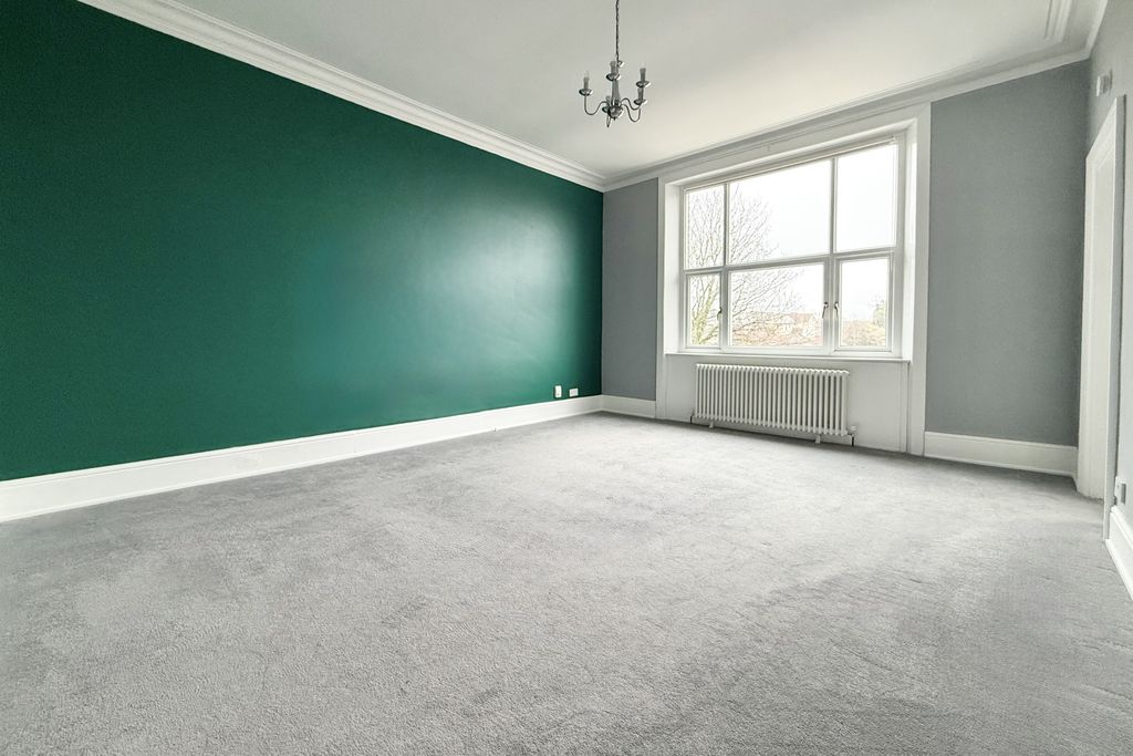 Property photo 2 of 10 2