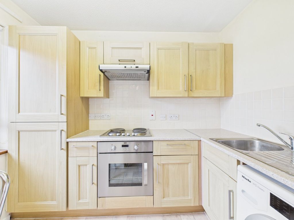 Property photo 2 of 13 Kitchen