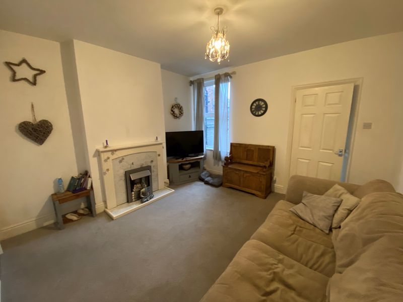 Property photo 3 of 8 Photo 8