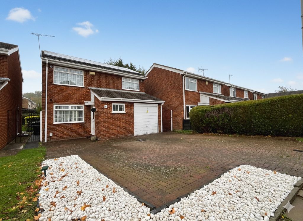 Property photo 1 of 17 4186930