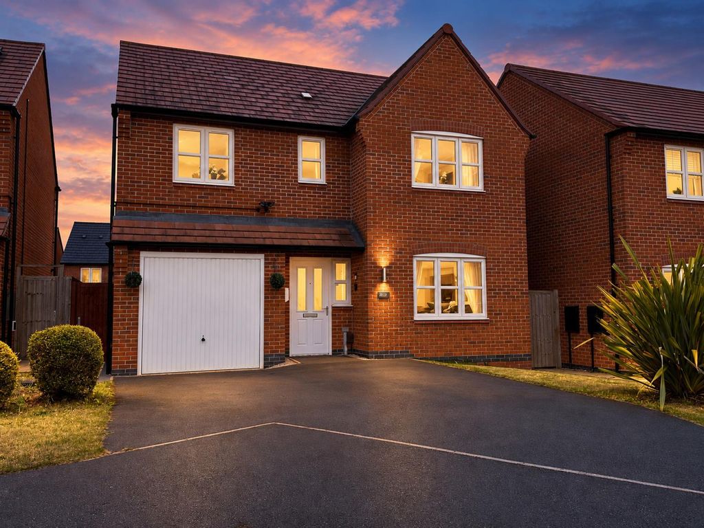Property photo 1 of 24 Front Aspect (Twilight)