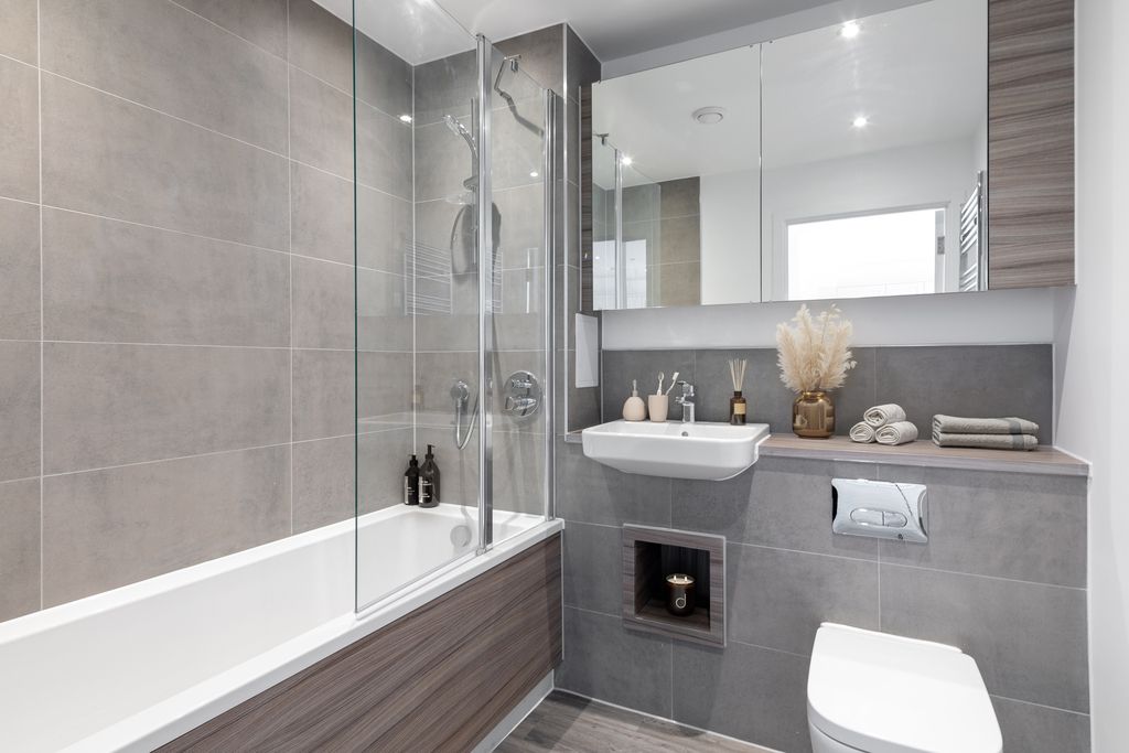 Property photo 3 of 6 328 Tufin G Flooruntitled-64