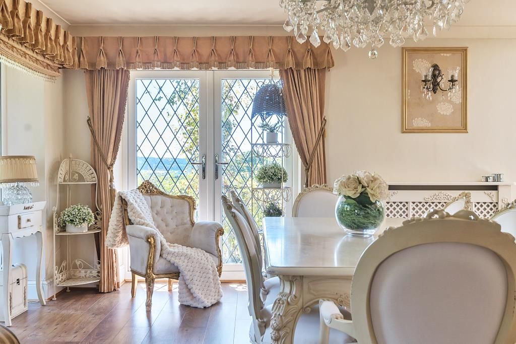 Property photo 3 of 25 Photos