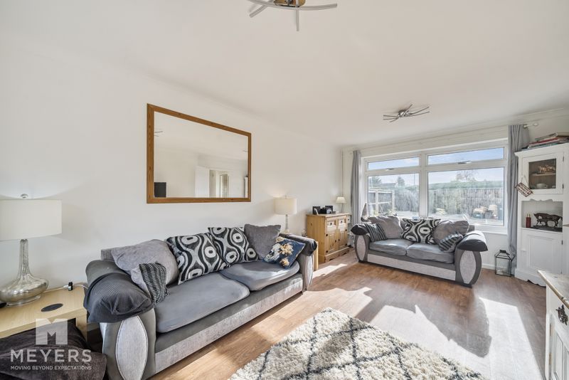 Property photo 2 of 22 Photo 11