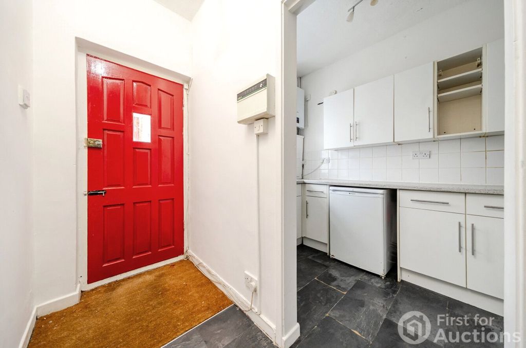 Property photo 2 of 12 2