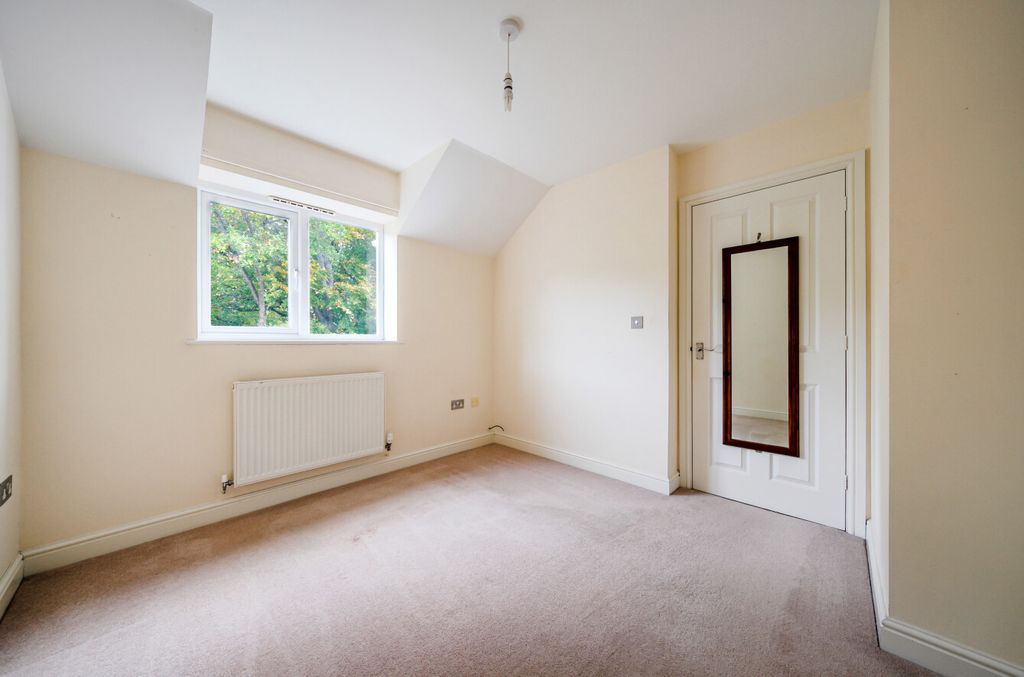 Additional image 13 of 3 bed semi-detached house for saleOaklands Park, Newtown, Powys SY16