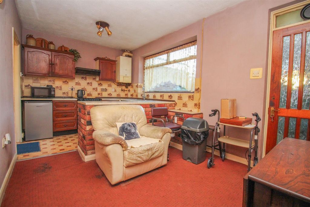 Property photo 2 of 12 Img_8506.Jpg