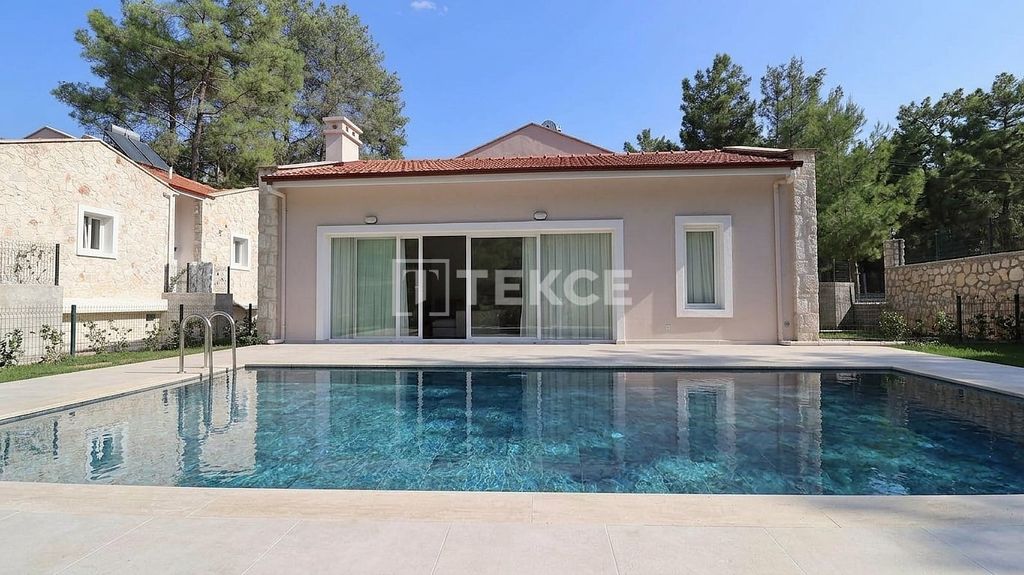 Property photo 1 of 27