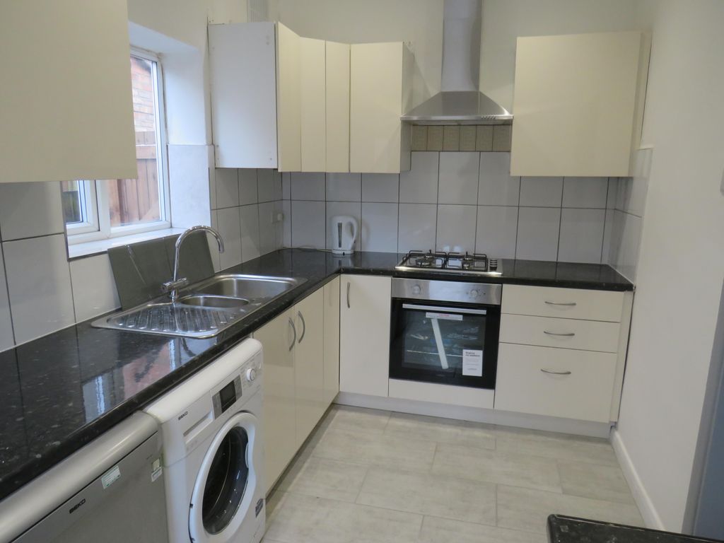 Property photo 1 of 7 Front