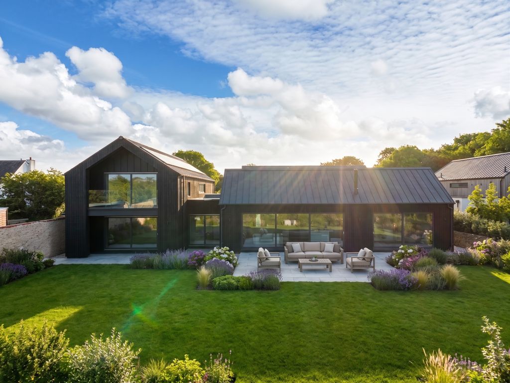 Property photo 1 of 6 Westerlies