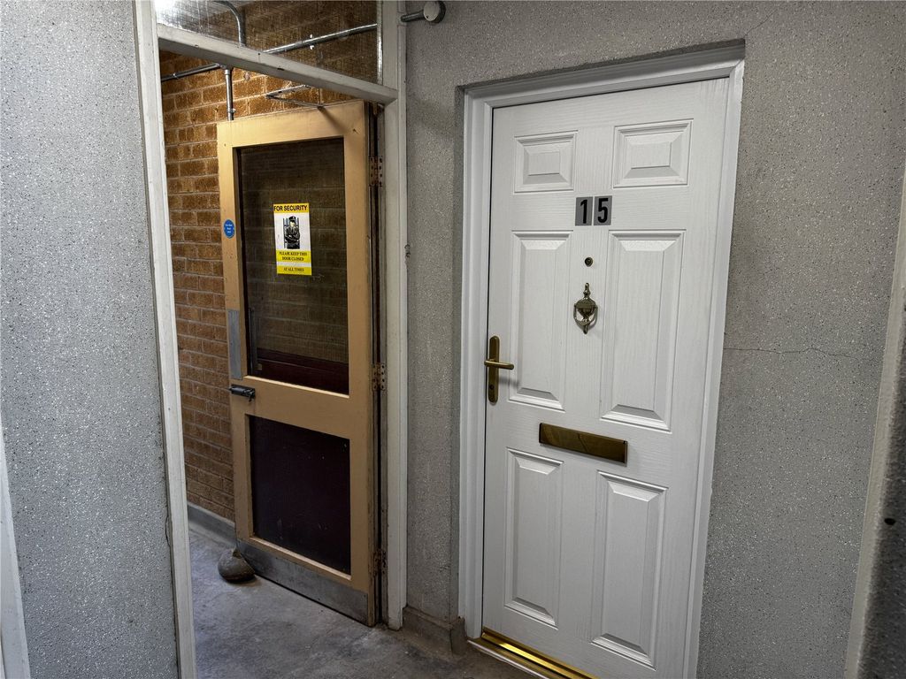 Property photo 2 of 14 Picture No. 03