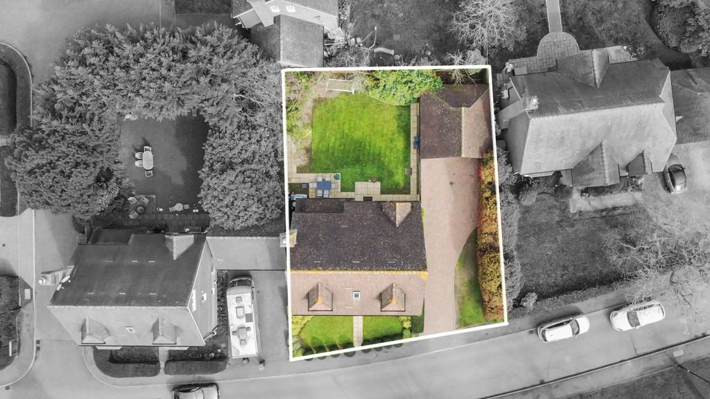 Property photo 1 of 31 4799130