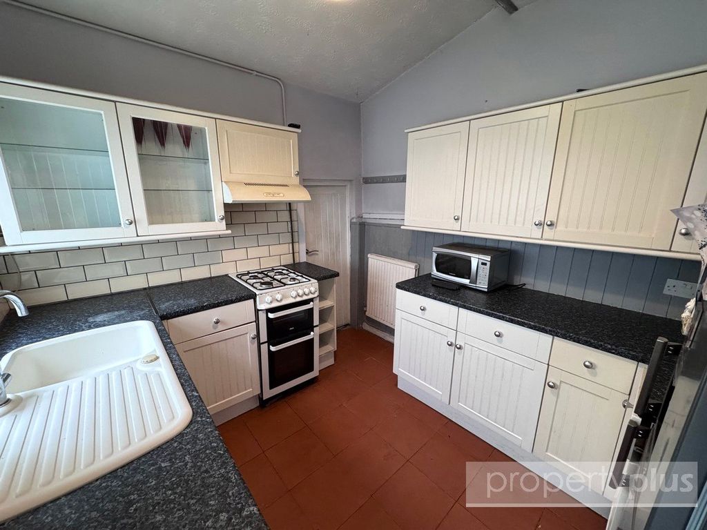 Property photo 2 of 10 Picture No. 08