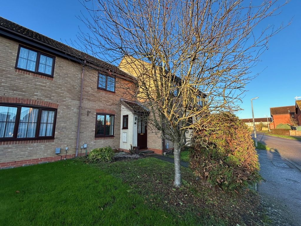 Property photo 1 of 12