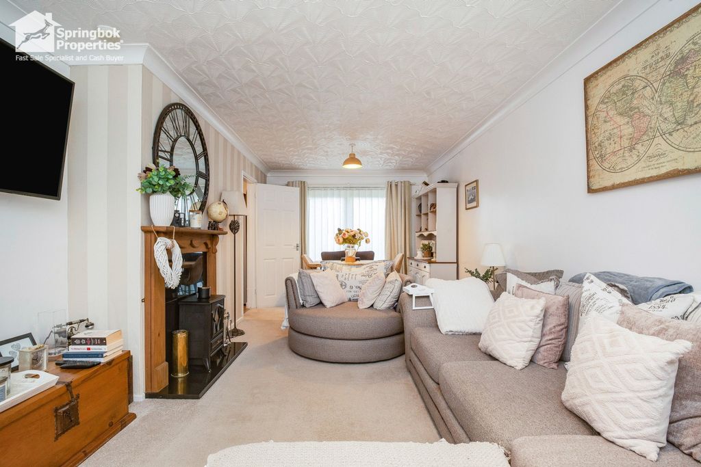 Property photo 2 of 16 Image 2