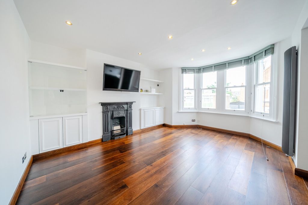 Property photo 1 of 13 1522822-8-6Aa9747...