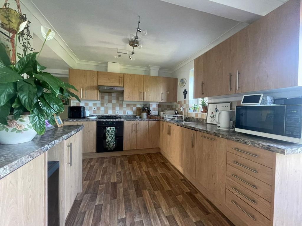Property photo 2 of 18 Nfvm1677.Jpg
