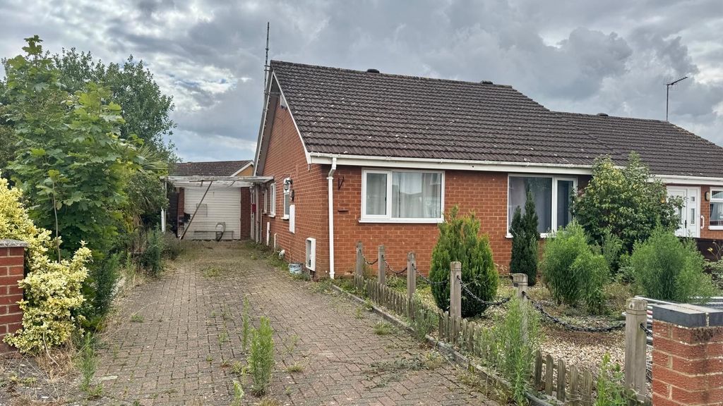 Property photo 1 of 2