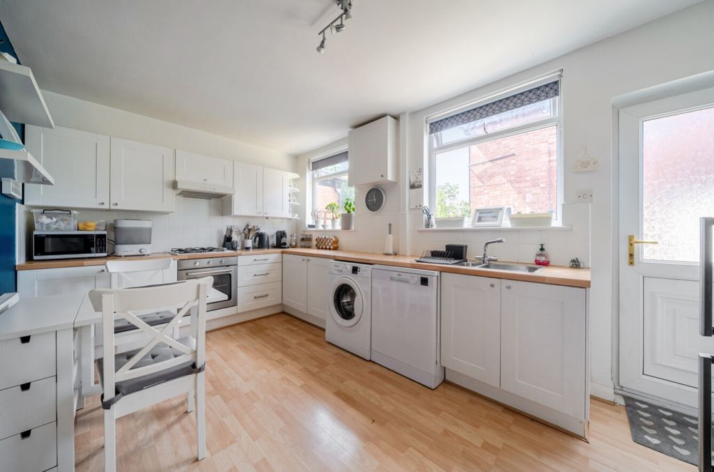 Property photo 3 of 17 1486688-8-6A54Fa273978B