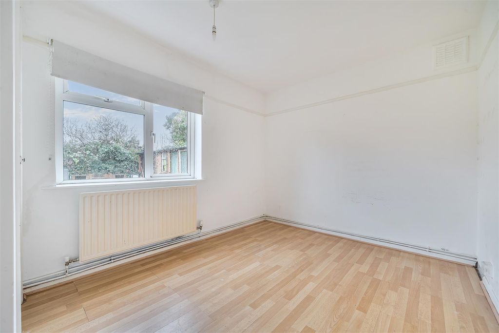 Additional image 10 of 2 bed maisonette for saleSouth Street, Barming, Maidstone ME16