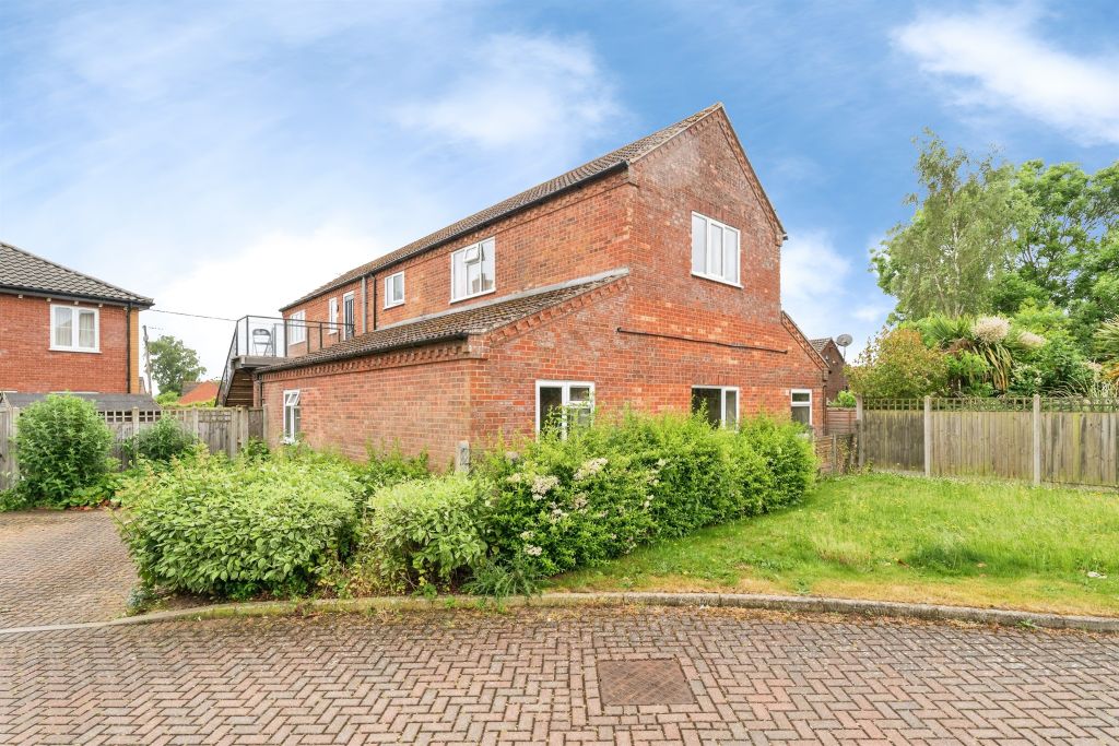 Property photo 1 of 20