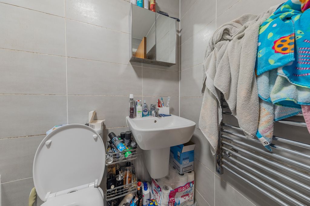 Additional image 8 of 2 bed flat for saleWaterfront West, Brierley Hill DY5