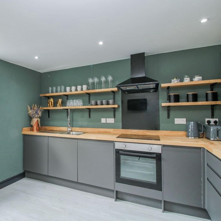 Additional image 4 of 1 bed property to rentRoom, 1, Beatrice Street, Oswestry SY11