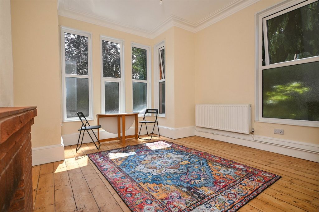 Property photo 2 of 12 Picture No. 01