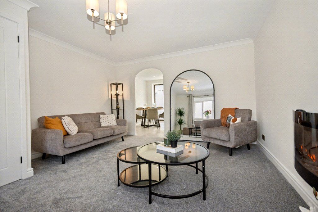 Property photo 2 of 17 Picture No. 18