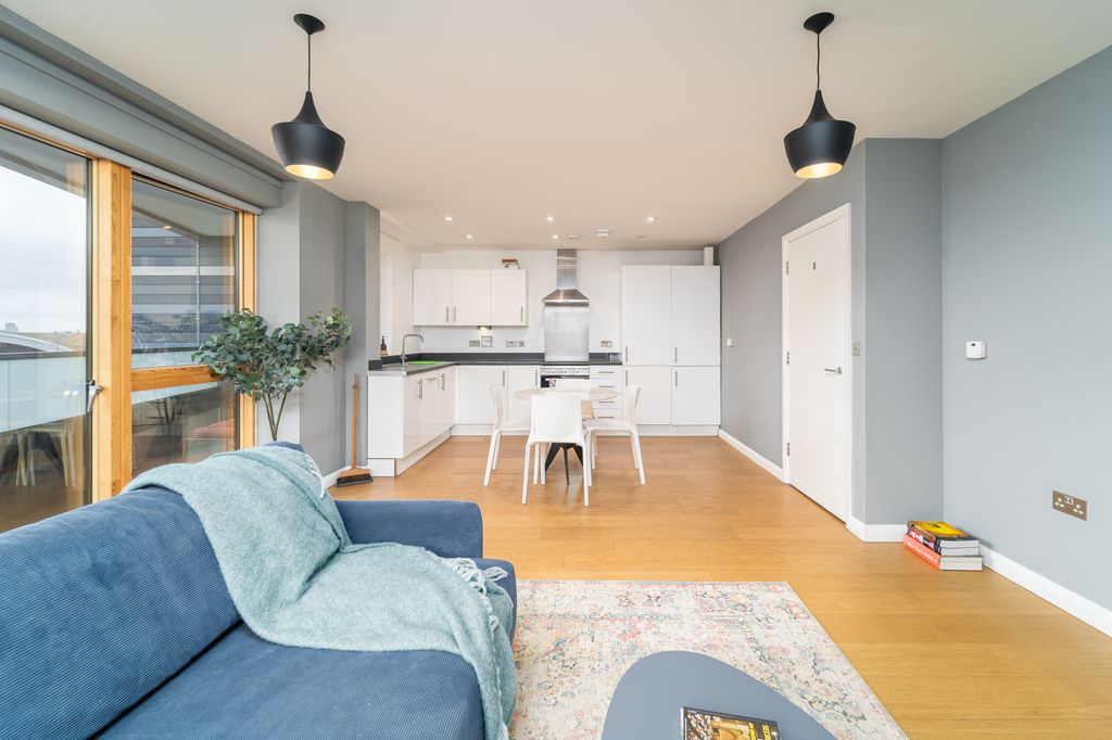Property photo 2 of 13 Ndb03247-Edit
