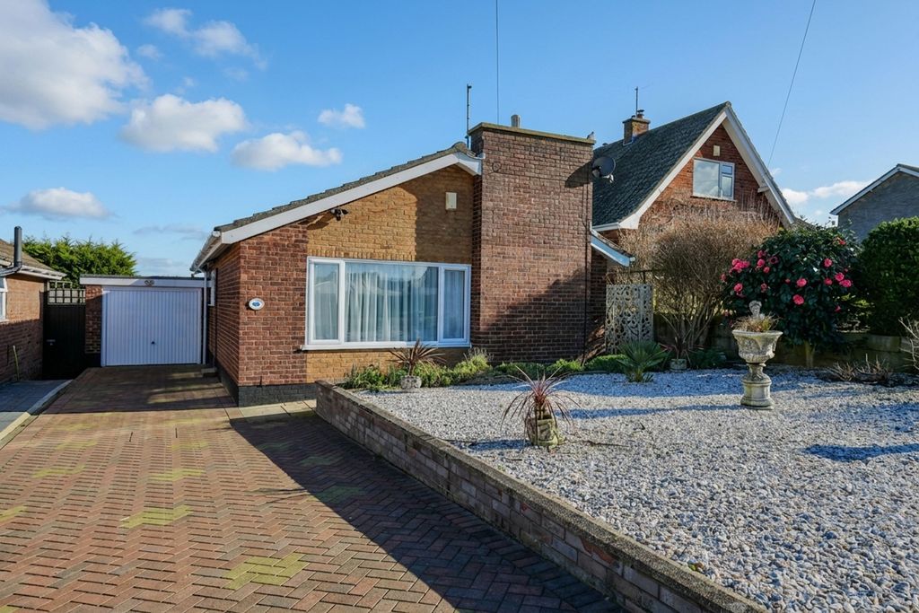 Property photo 1 of 26