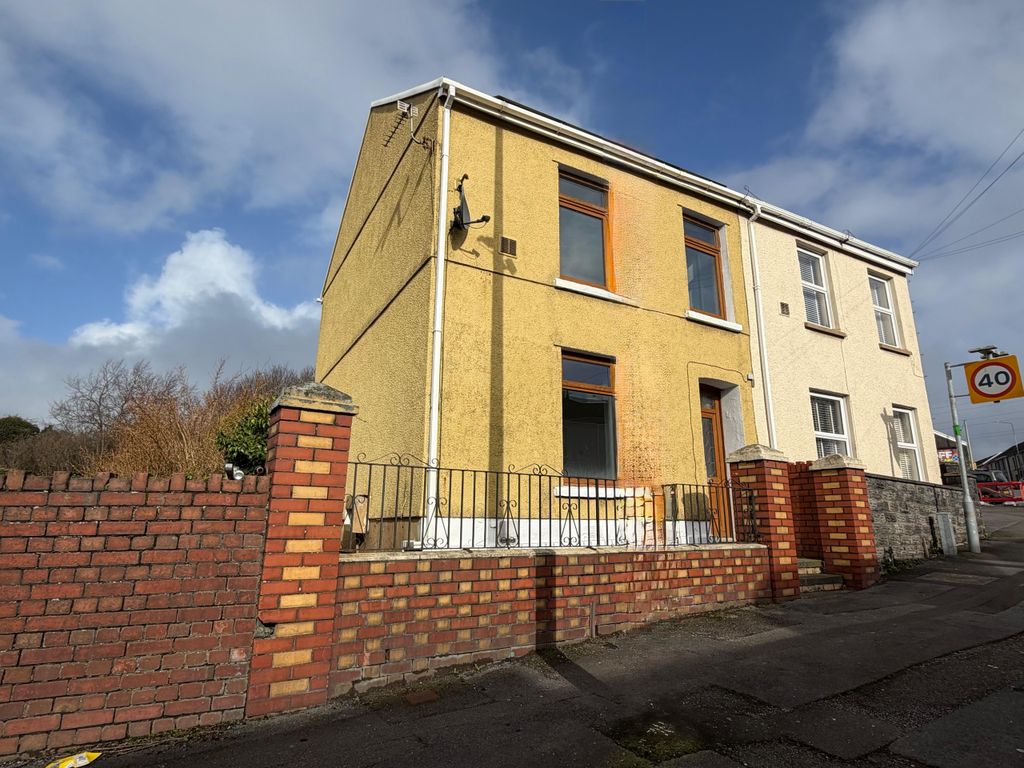 Property photo 1 of 38