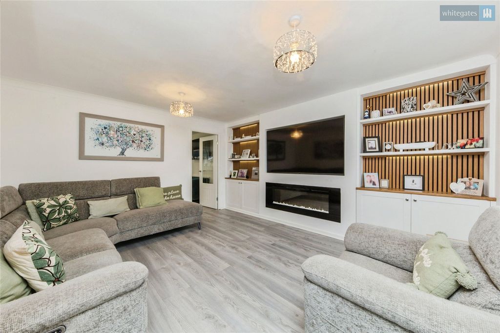 Property photo 3 of 21 Picture No. 01