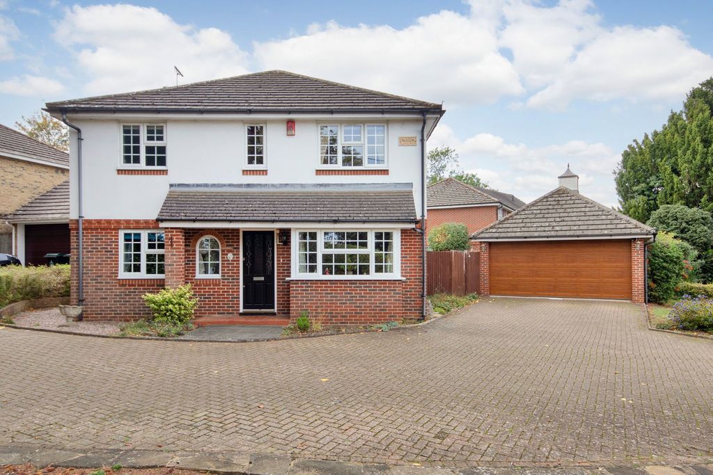 Property photo 1 of 18