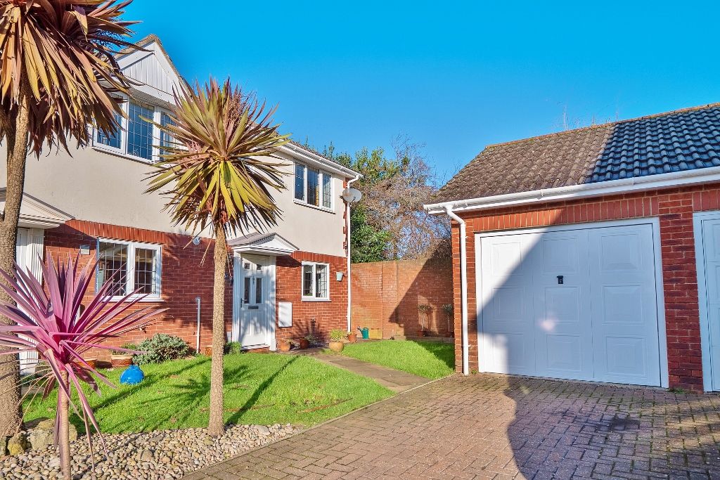 Property photo 1 of 35