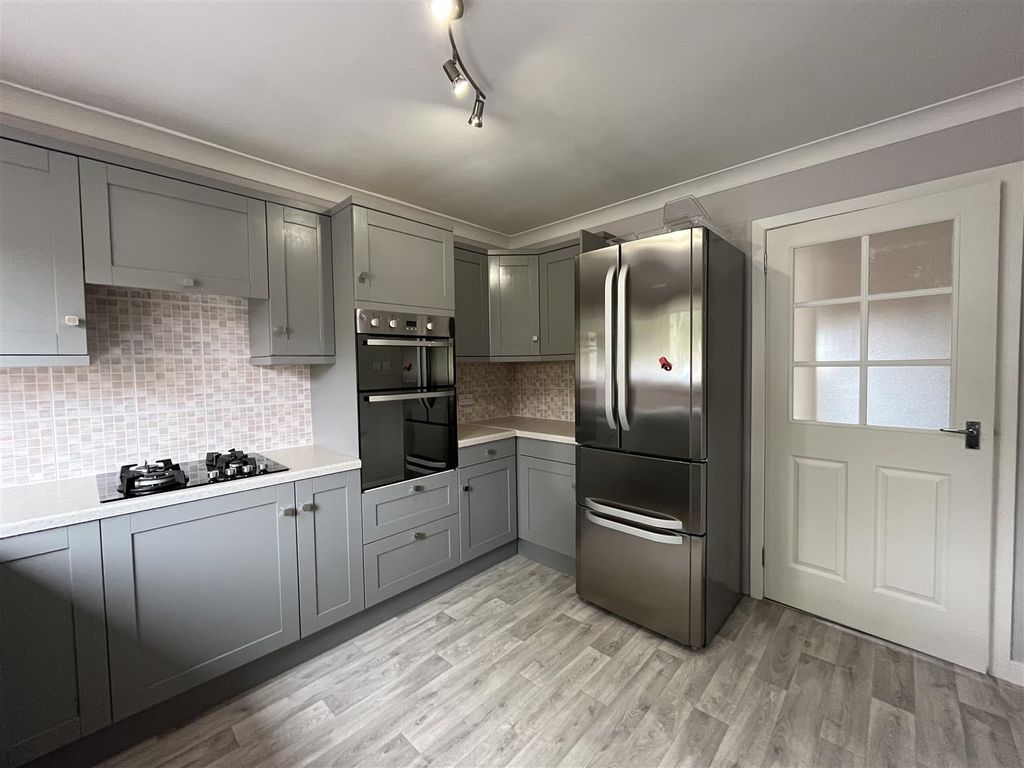 Property photo 3 of 19 3.Jpg