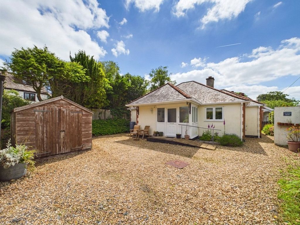 Property photo 1 of 17 Hendra Lodge