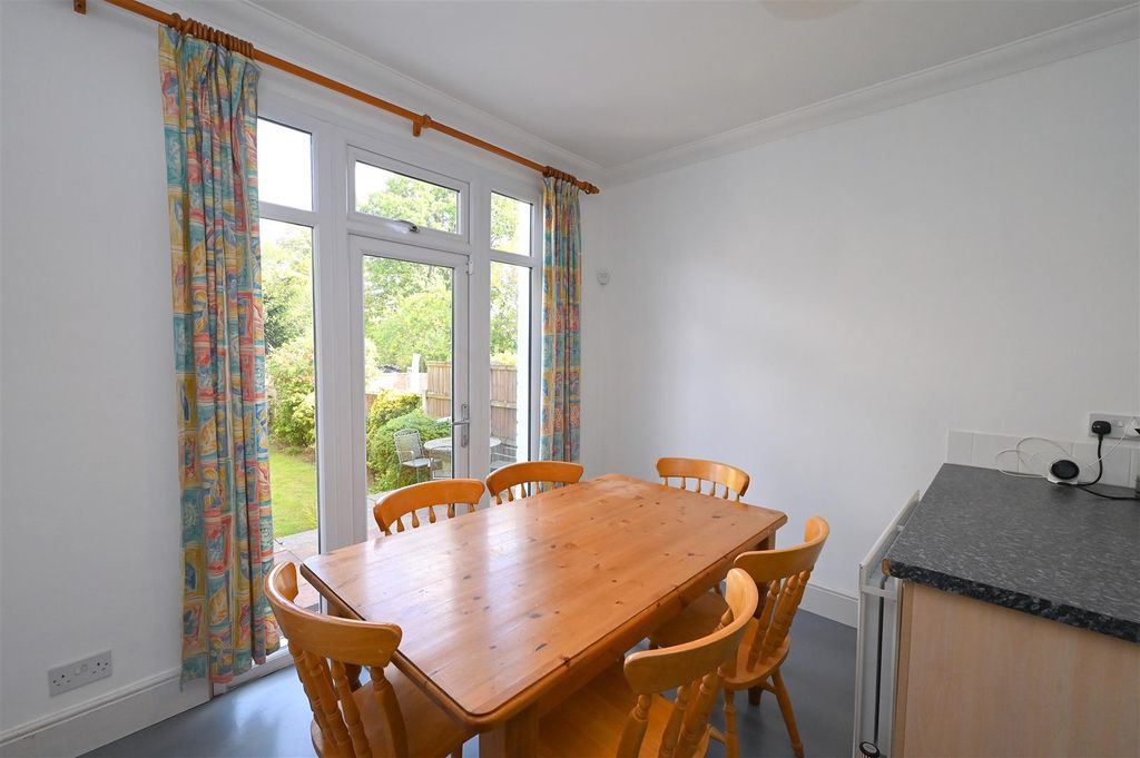 Property photo 3 of 23 Kitchen Diner.Jpg