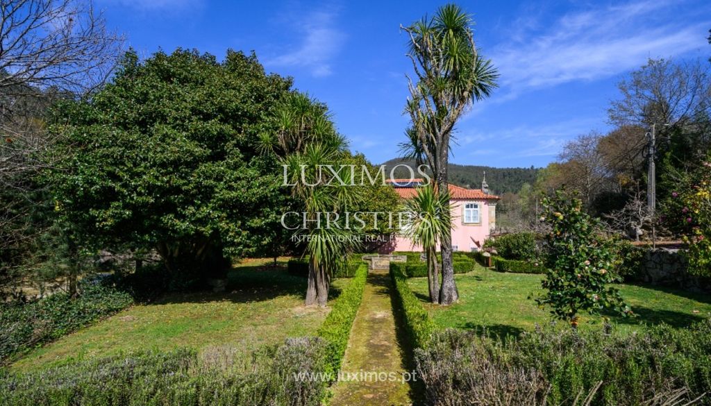 Property photo 1 of 52