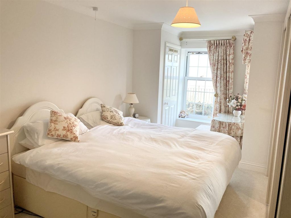 Property photo 3 of 11 Img_0057.Jpg