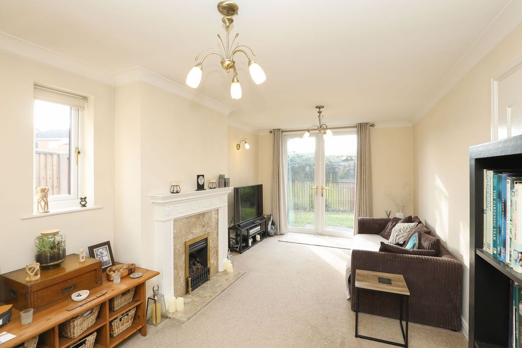 Property photo 3 of 22