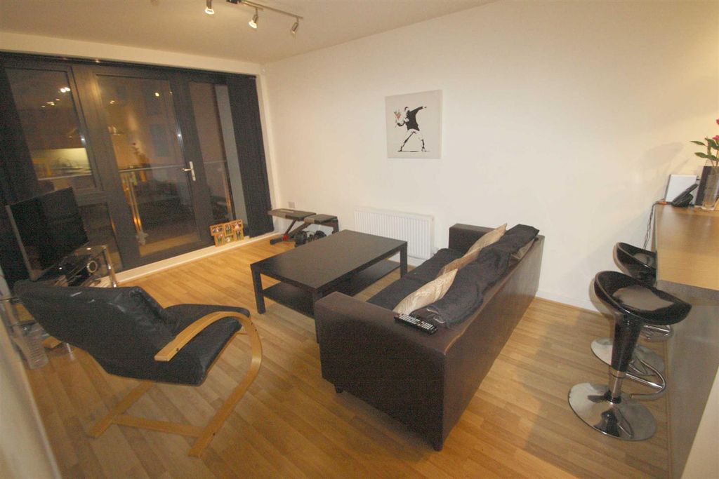 Property photo 3 of 5 Gallery