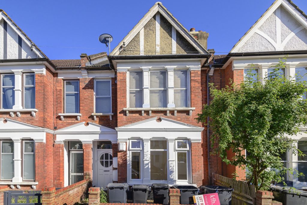 Property photo 1 of 6 866217 (1)