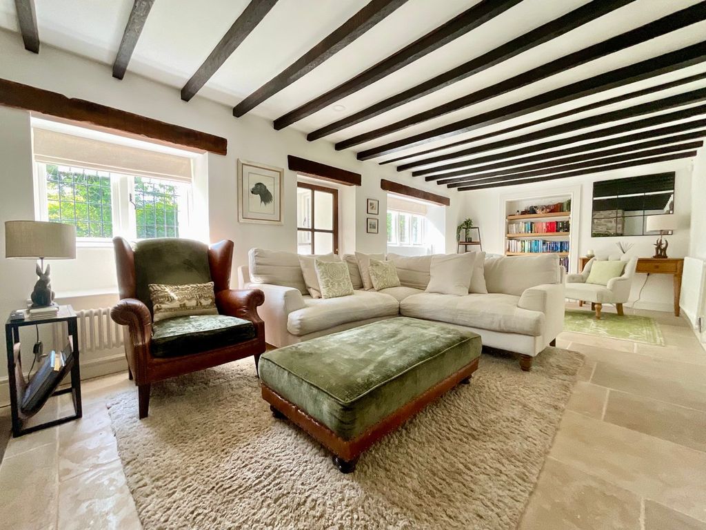 Property photo 3 of 39