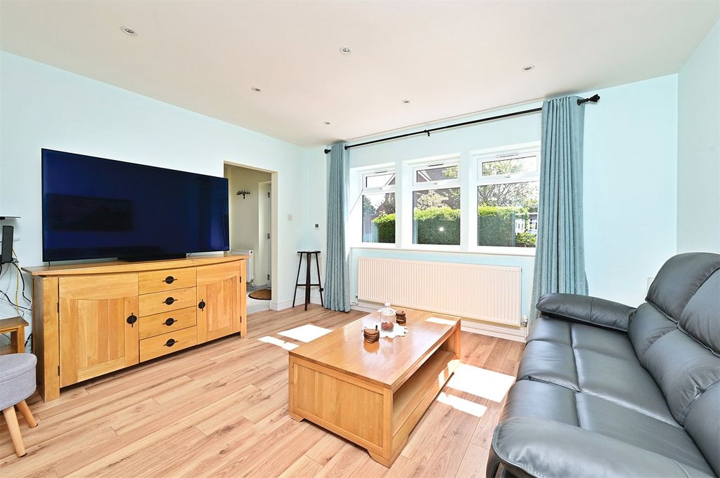 Property photo 2 of 16 Picture No. 02
