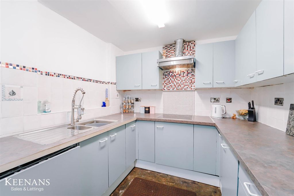 Property photo 3 of 18 4.Jpg