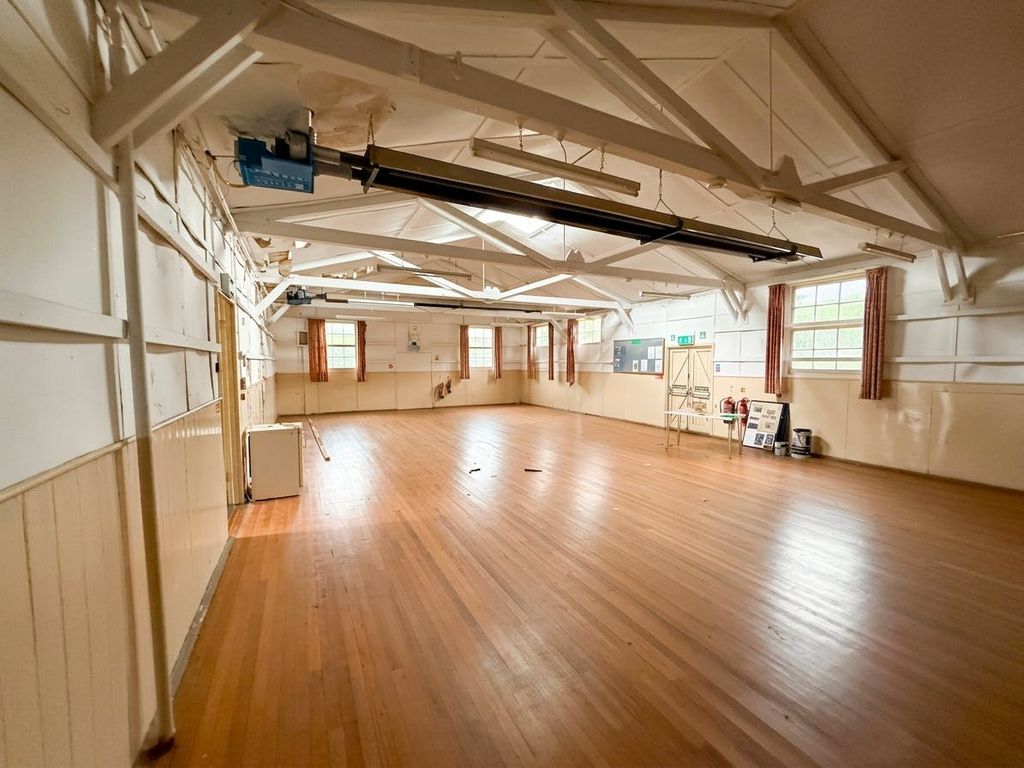Property photo 2 of 7 Untitled Design (28).Png