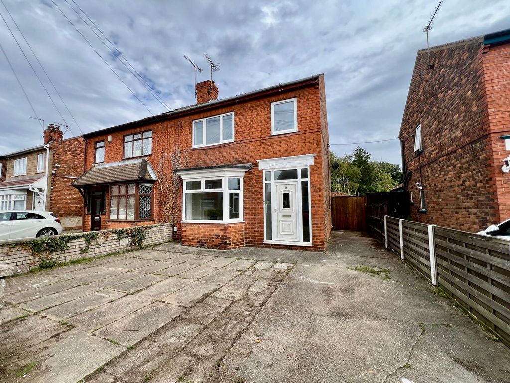 Property photo 1 of 21 3-Bedroom House To Rent In Scunthorpe
