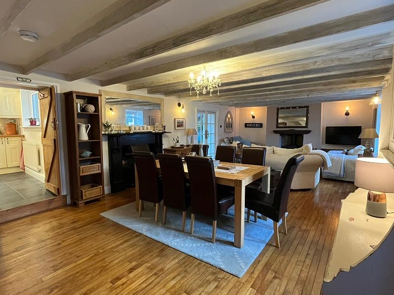 Property photo 3 of 14 Dining Room