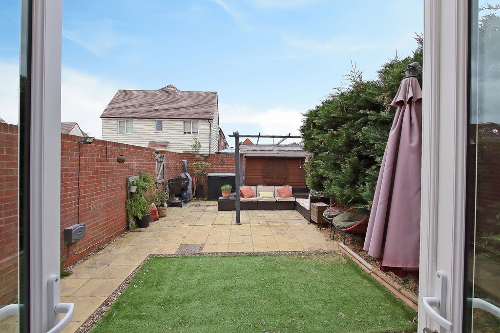 Property photo 3 of 21